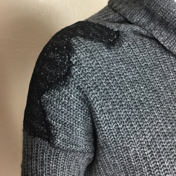 LOFT Sweater - Picture 3 of 7